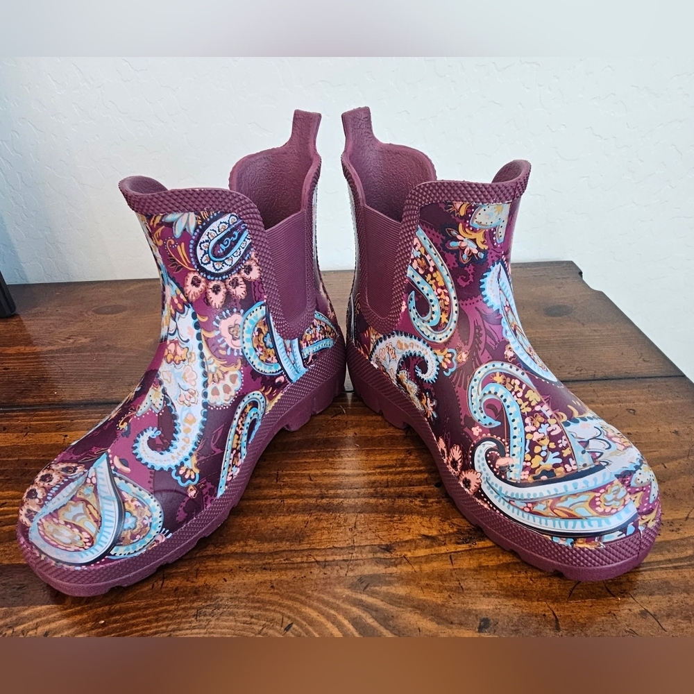 Vera Bradley Purple Blue Paisley Waterproof Rainboot Garden Shoes Women's Sz 6